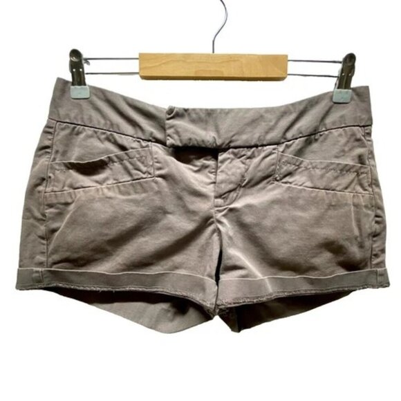 Converse One Star Chino Shorts Women's Size 4 Gray Cuffed Mid Rise Stretch GUC - Picture 1 of 5